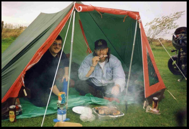 640x431 pixels (115K)